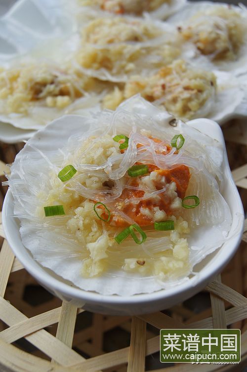 蒜蓉粉丝蒸扇贝