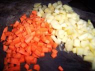 彩丁拌面的做法步骤2