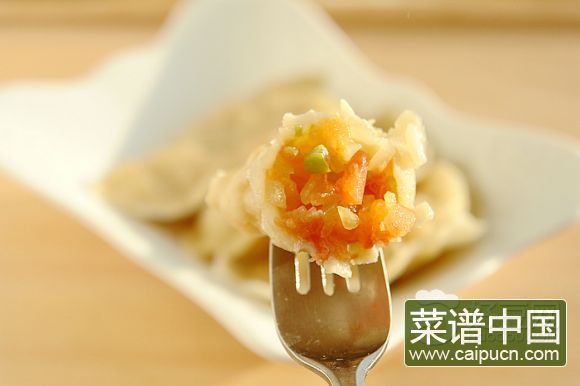 榨菜西红柿水饺
