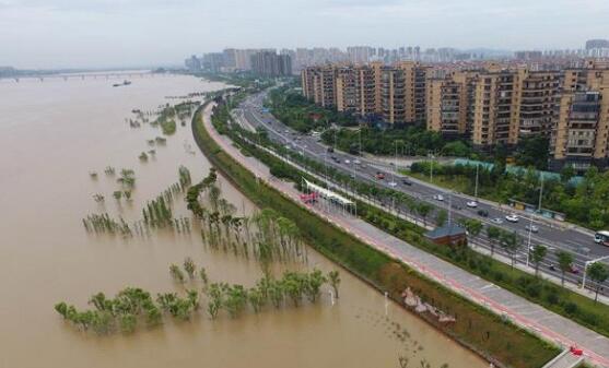 湖南多地发布洪水蓝色预警 浏阳市局地降雨量达178毫米