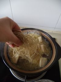 酸菜鸭血冻豆腐的做法步骤10
