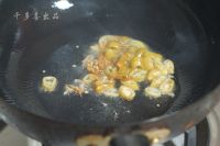 鲜菇腐竹粉丝煲的做法步骤6