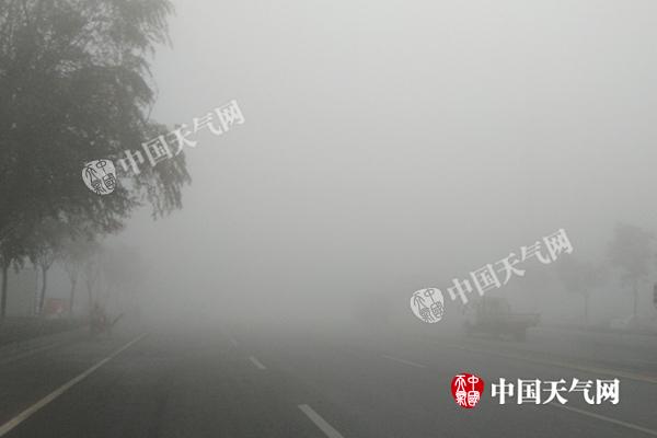 辽宁今日寒潮来袭 局地气温直降12-14℃