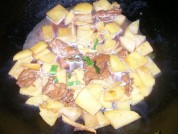土豆片炒肉的做法步骤9