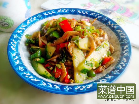 黄瓜辣椒炒海米