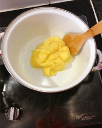 奶油泡芙的做法步骤4
