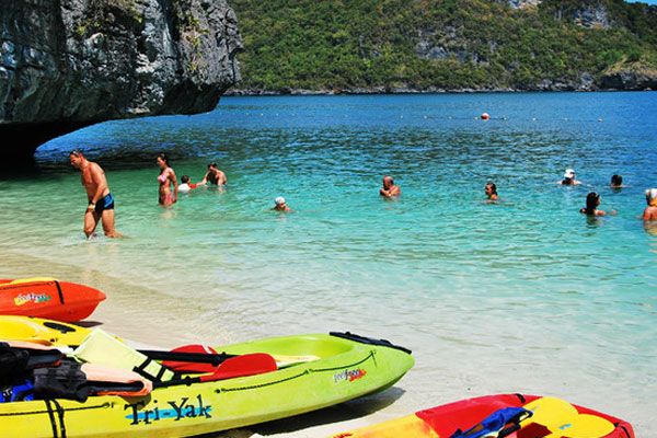 苏梅岛跟普吉岛哪个好玩 苏梅岛好玩还是普吉岛好玩