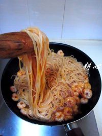 虾仁意粉的做法步骤13