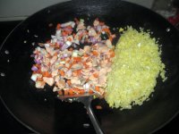 三文鱼炒饭的做法步骤9