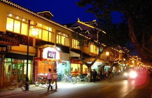 深圳小吃街哪里最出名 深圳最有名的五条小吃街
