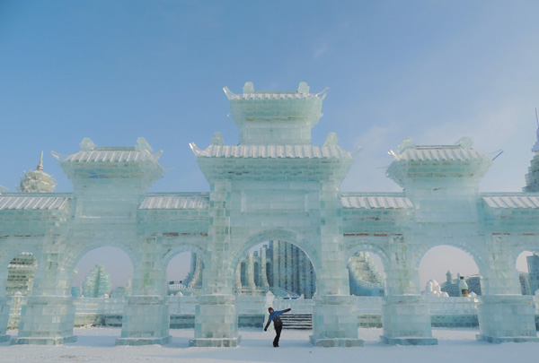 哈尔滨冰雪大世界开放时间 2019 冰雪大世界门票多少钱