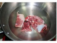 赤小豆鲮鱼煲粉葛汤的做法步骤2