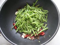 川香豇豆的做法步骤11