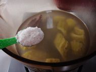 鹌鹑煲苦瓜的做法步骤16
