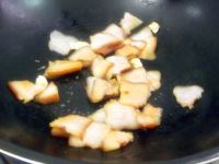 三色回锅肉的做法步骤4