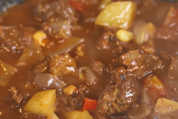 家常咖喱饭的做法 怎样做咖喱饭