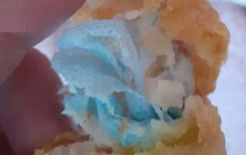 麦当劳炸鸡块吃出外科口罩