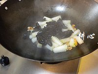 冬瓜炒云耳的做法步骤8