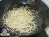 凉拌豆腐皮的做法步骤5