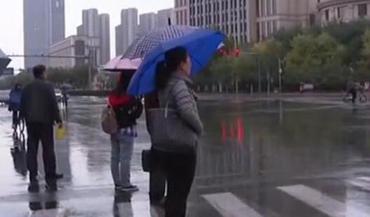 青岛发布大风蓝色预警 未来三天多云最低气温11℃