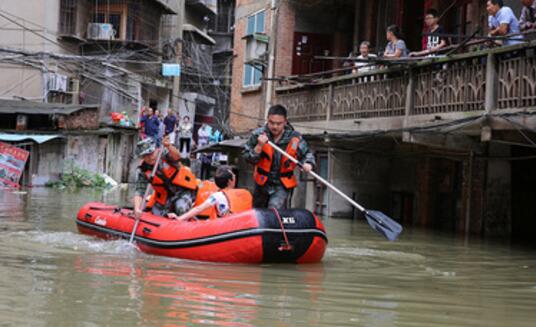 湖南启动气象灾害(暴雨)III级应急响应 张家界常德等地暴雨围城