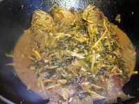 咸菜冬笋烧黄鱼的做法步骤10