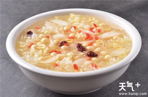 秋季防秋燥吃什么好？对抗燥邪的饮食妙招