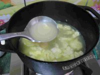 紫菜萝卜鸡蛋汤的做法步骤6