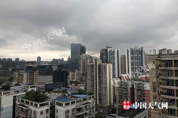 近日重庆降雨频繁 空气质量持续优良