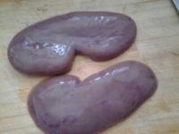 木耳炒腰花的做法步骤1