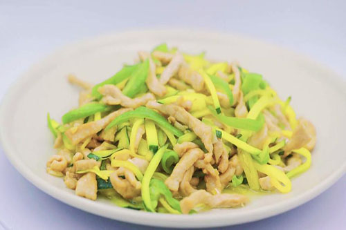 南瓜丝炒里脊的做法 里脊肉怎么炒好吃