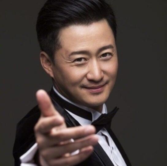 黄晓明主持金鸡奖是怎么回事 黄晓明主持金鸡奖开幕式