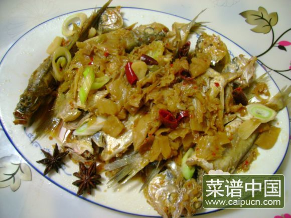 冬菜煎黄花鱼