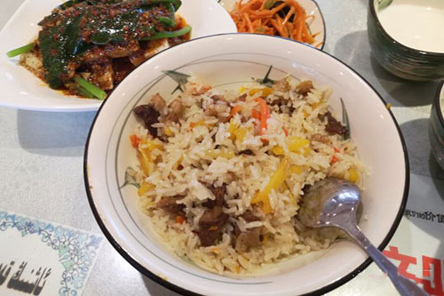 新疆乌鲁木齐手抓饭哪家好吃 乌鲁木齐好吃的手抓饭盘点