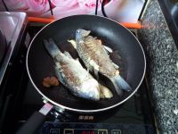 淮山赤小豆鲫鱼汤的做法步骤6