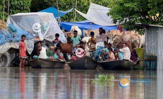 印度洪水受灾人数超过46.9万 另有79人死亡2678个村庄被淹