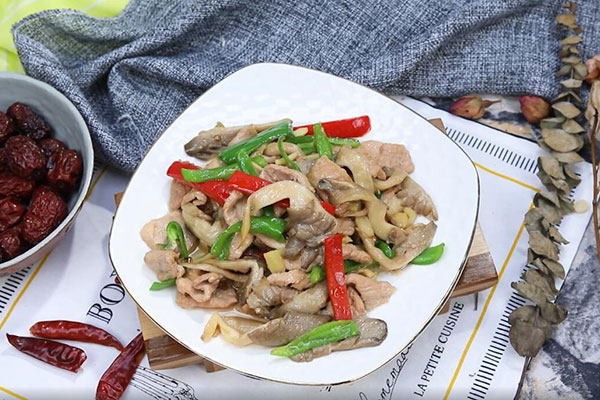 平菇炒肉的做法 平菇炒肉家常做法