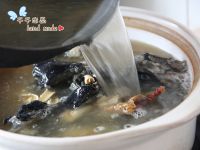 西洋参枸杞乌鸡汤的做法步骤7