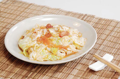 西红柿炒包菜的做法 家常西红柿炒包菜怎么做好吃