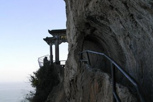 贵港哪里有寺庙？
