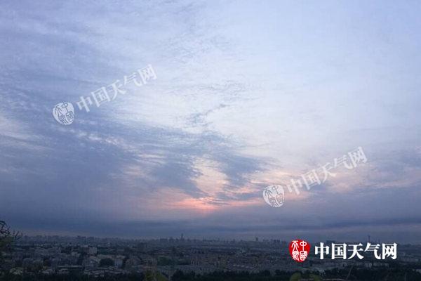 北京难逃周六阴雨“魔咒”今天最高仅13℃ 明天天气转好