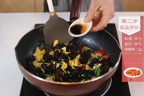 木耳炒鸡蛋的做法 木耳炒鸡蛋怎么炒