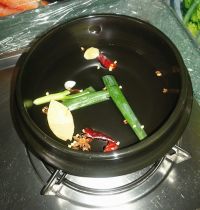鱼露卤猪心的做法步骤3