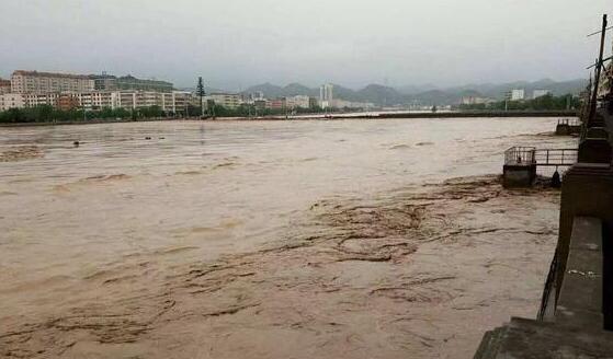 8月份长江上游可能再次发生编号洪水 西南华南沿海降雨依旧较多