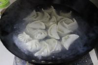 猪肉韭菜饺子的做法步骤22