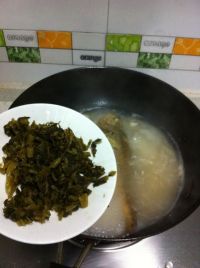 雪菜黄鱼汤的做法步骤8