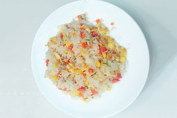 蛋炒饭怎么做好吃 如何做蛋炒饭