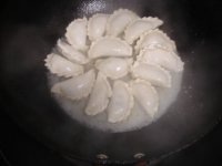 冰花煎饺的做法步骤15