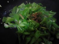 炒鱿鱼的做法步骤7