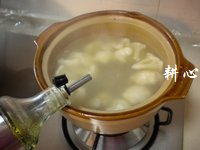 花椰菜虾米排骨汤的做法步骤9